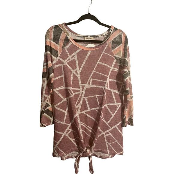 First Love lightweight sweater - Picture 3 of 9